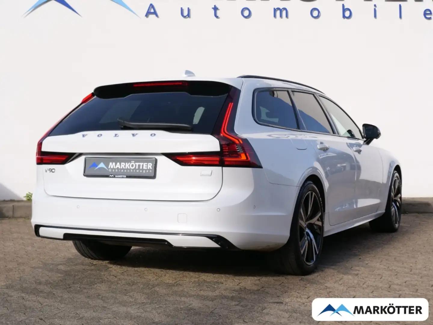 Volvo V90 T8 AWD Ultimate Dark /360 CAM/Standheizung/ Blanc - 2
