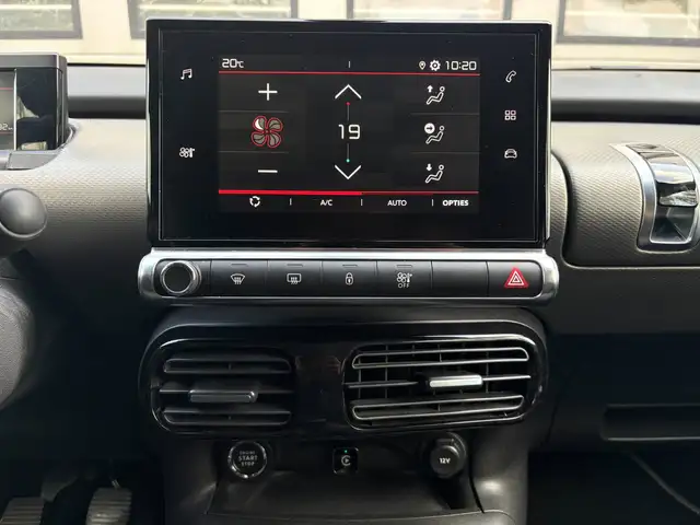 Citroen C4 Cactus view 8