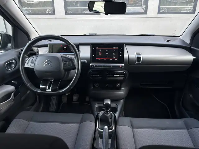 Citroen C4 Cactus view 7