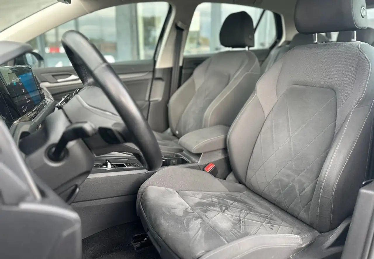 Volkswagen Golf Standard Model — photo 6