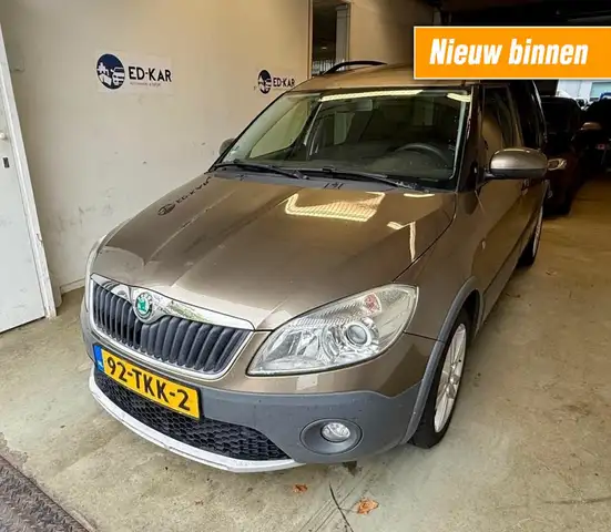 2012 Skoda Roomster in Brown for sale
