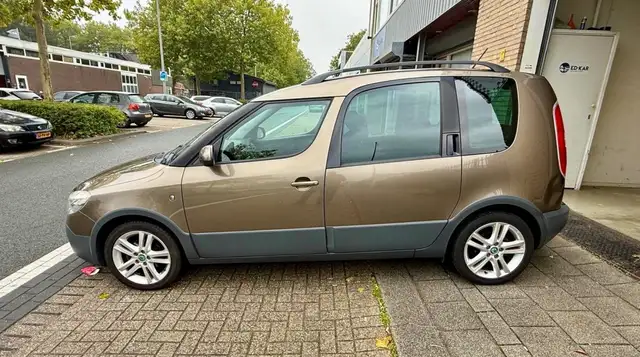 Skoda Roomster view 13