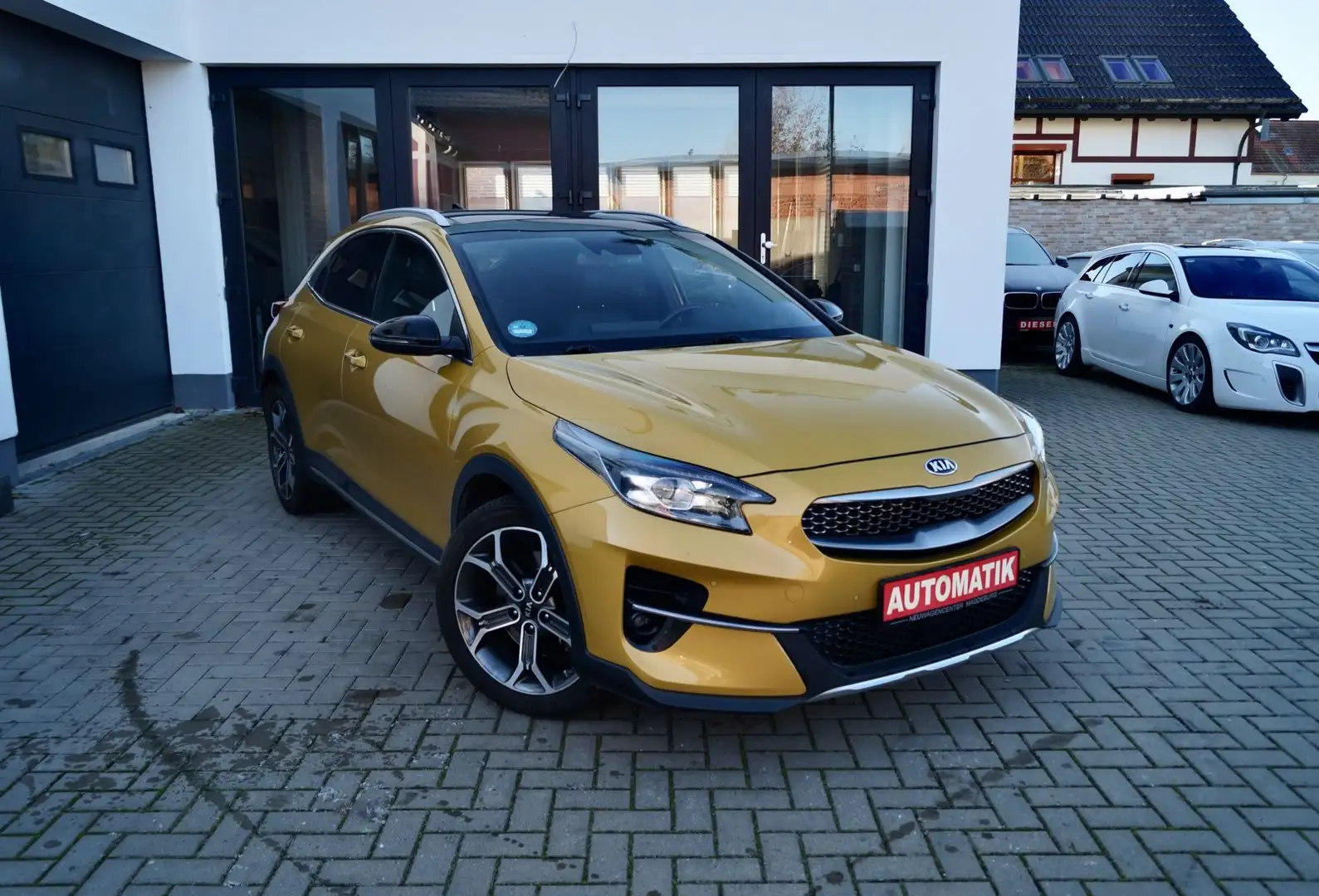 Kia XCeed Launch Edition Giallo - 2