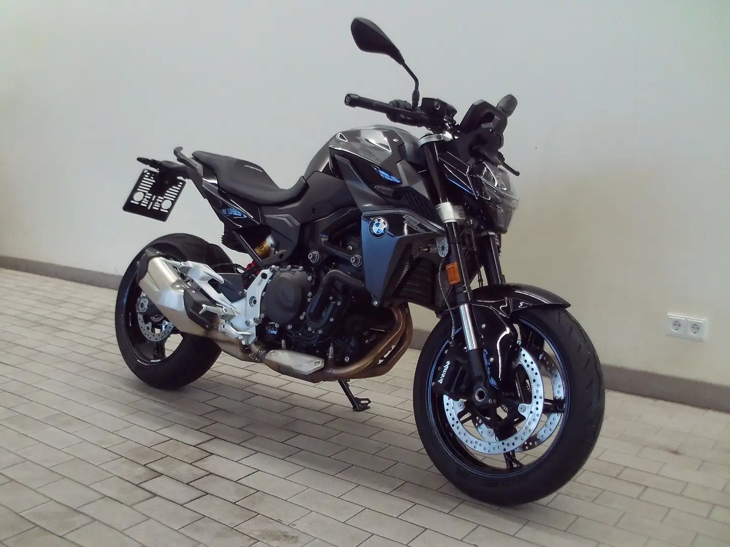 BMW F 900 R Negro - 2