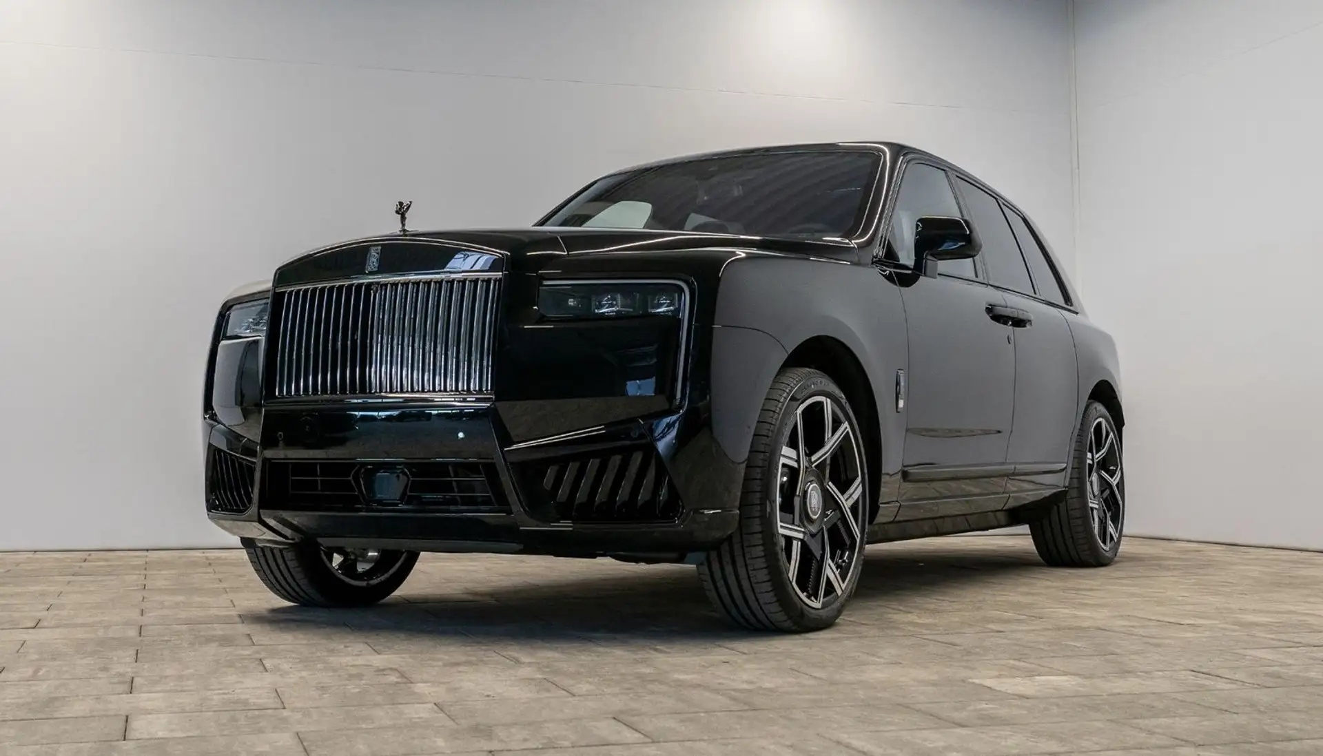 롤스로이스 Rolls-Royce Cullinan 2026 검정 사진 7