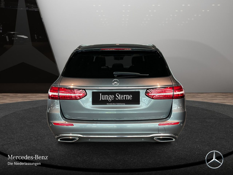 Mercedes-Benz E 400 d T 4M AVANTG+PANO+360+LED+FAHRASS+20"+9G — photo 9