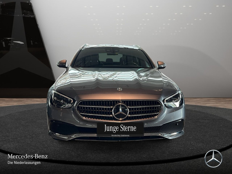 Mercedes-Benz E 400 d T 4M AVANTG+PANO+360+LED+FAHRASS+20"+9G — photo 3