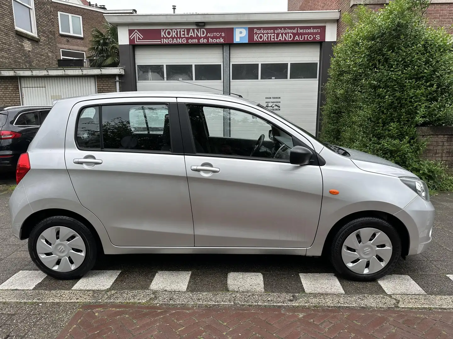 Suzuki Celerio 1.0 Comfort l Airco Grau - 2
