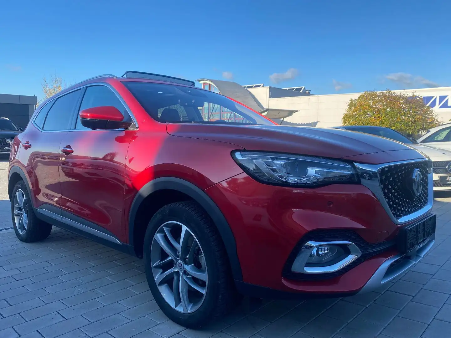 MG EHS Luxury PHEV 258 Ps*Panorama-LED-360°-Kamera* Rot - 2