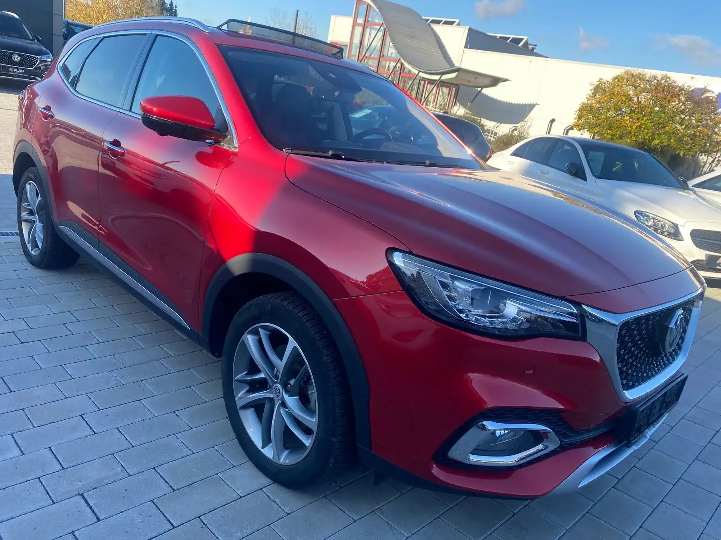 MG EHS Luxury PHEV 258 Ps*Panorama-LED-360°-Kamera* Rot - 1