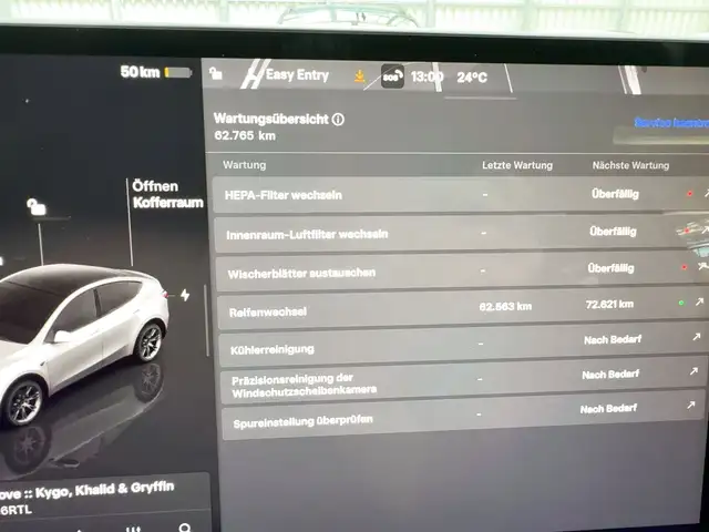 Tesla Model Y view 7