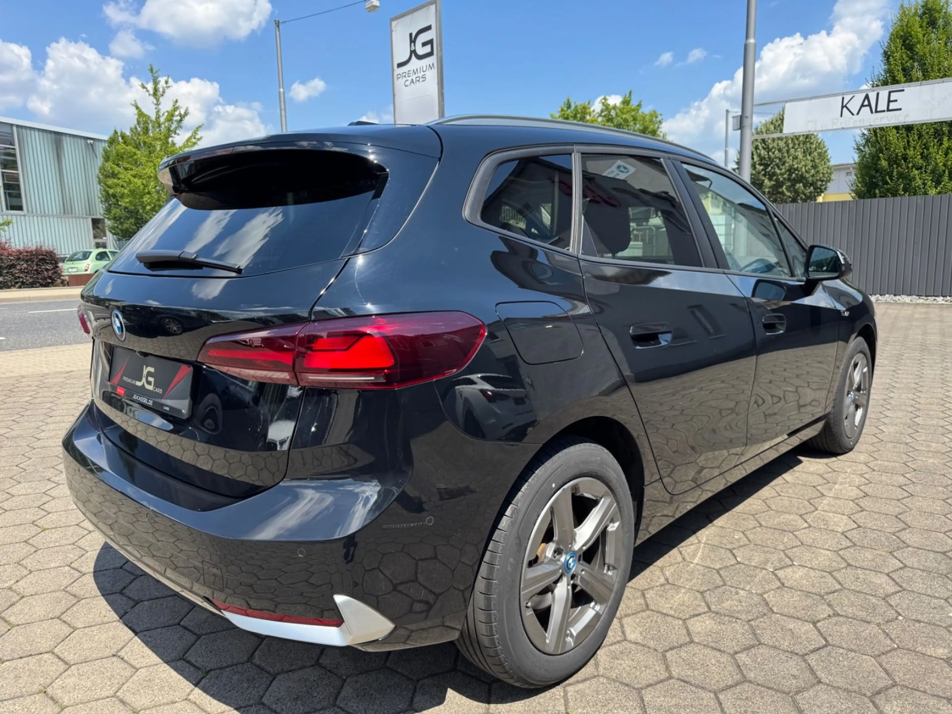 BMW 225 225 e xDrive Active Tourer*Pano.*Sports.*AHK*Led — photo 3