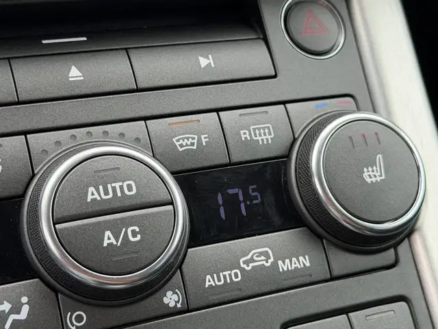 Land Rover Range Rover Evoque view 14