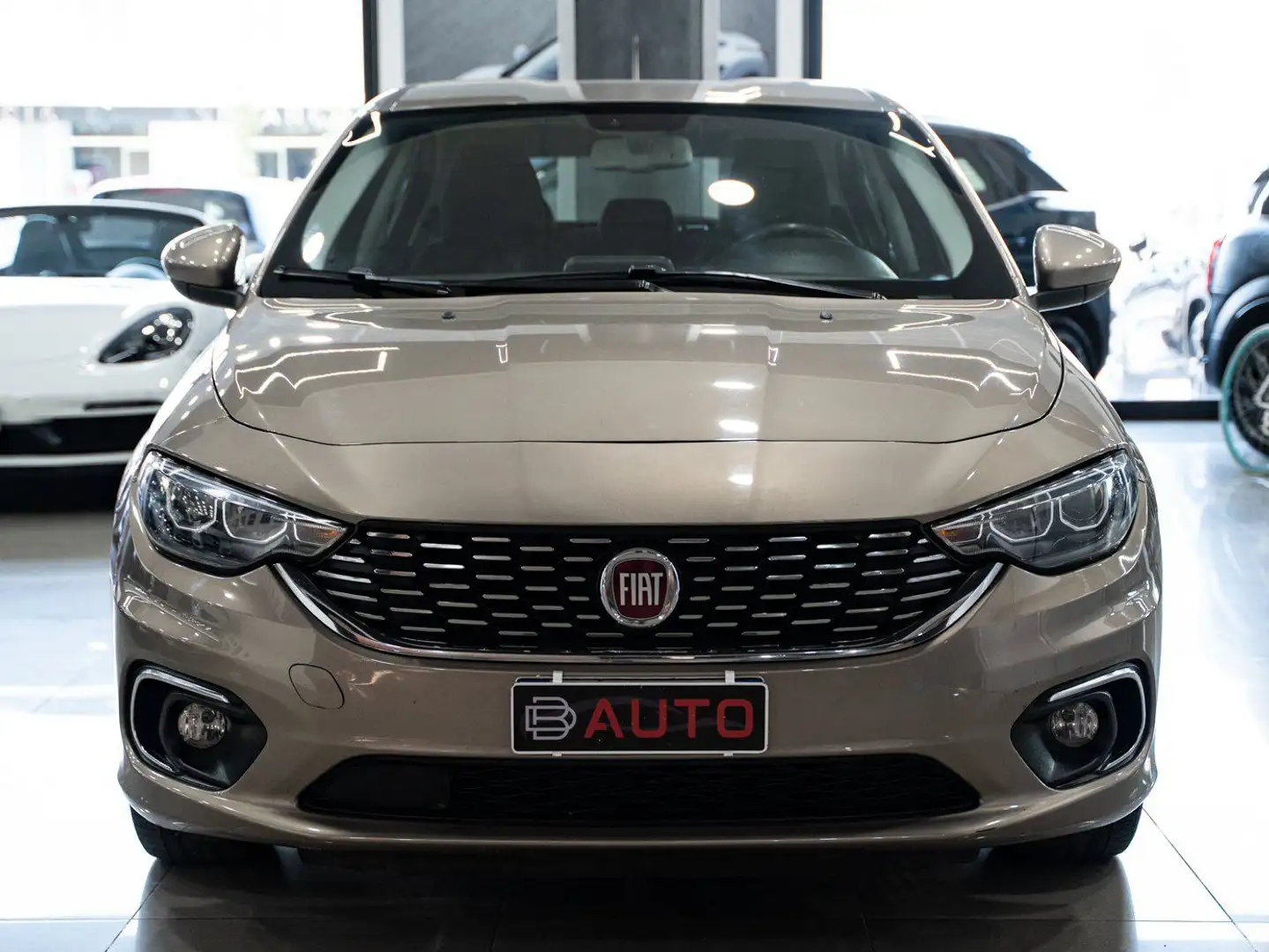 Fiat Tipo 5P. 1.3 MJT 95 CV SES LED NAVI FULL OPTIONAL Bronzo - 2