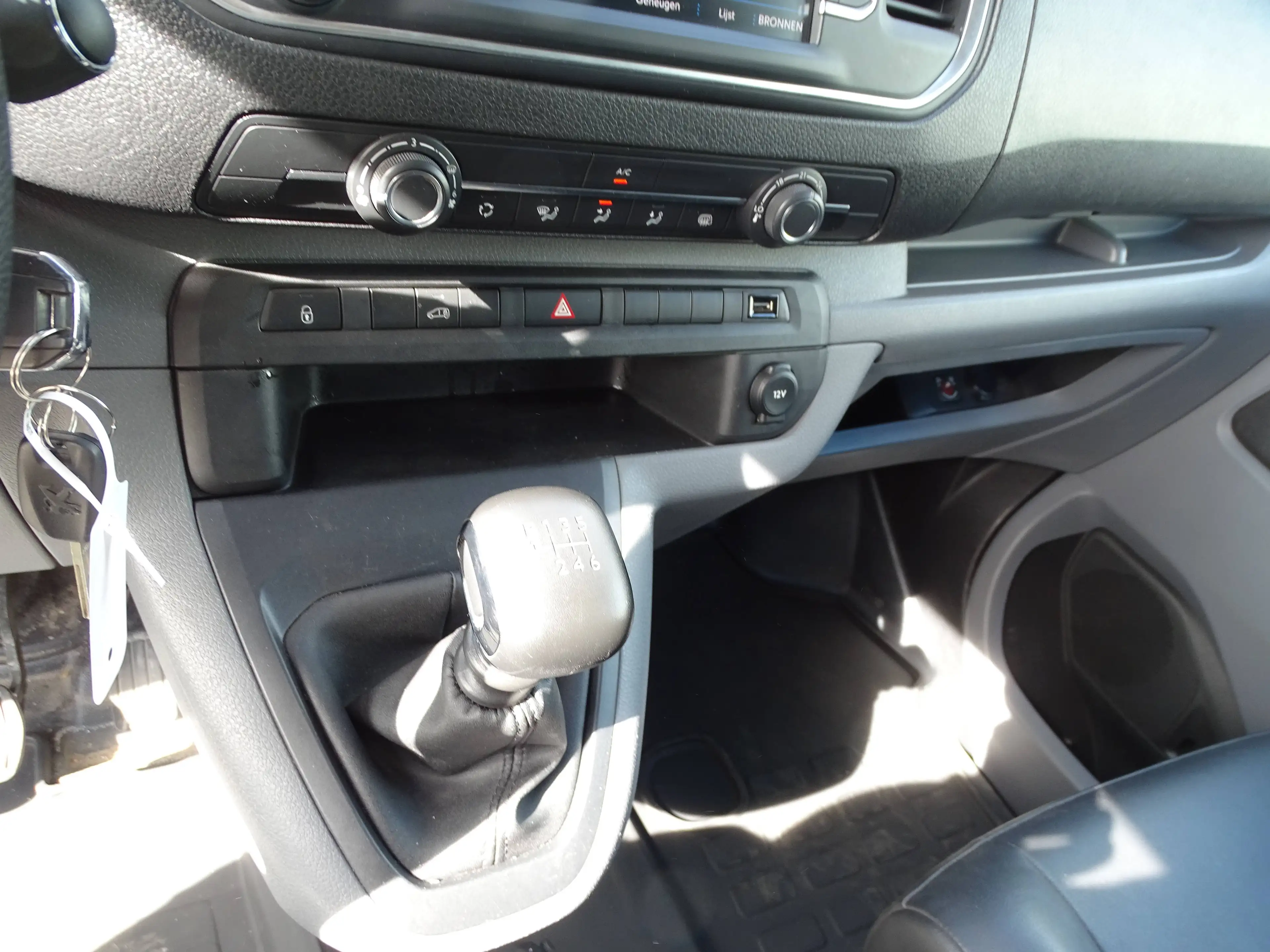 Peugeot Expert 1.5 BlueHDi L2 Asphalt S * AIRCO * CR. CTR. * PDC * ... — photo 12