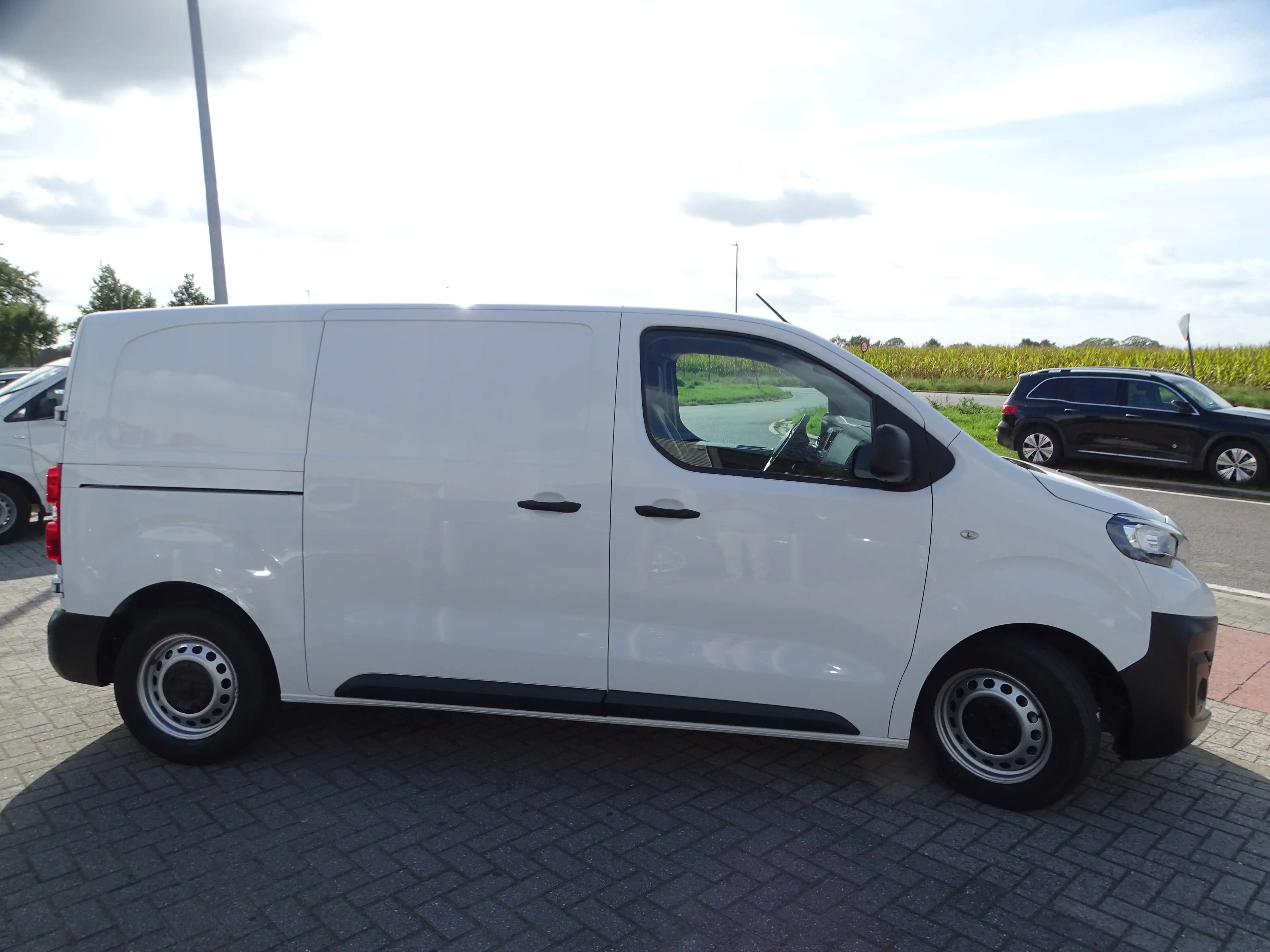 Peugeot Expert 1.5 BlueHDi L2 Asphalt S * AIRCO * CR. CTR. * PDC * ... — photo 3