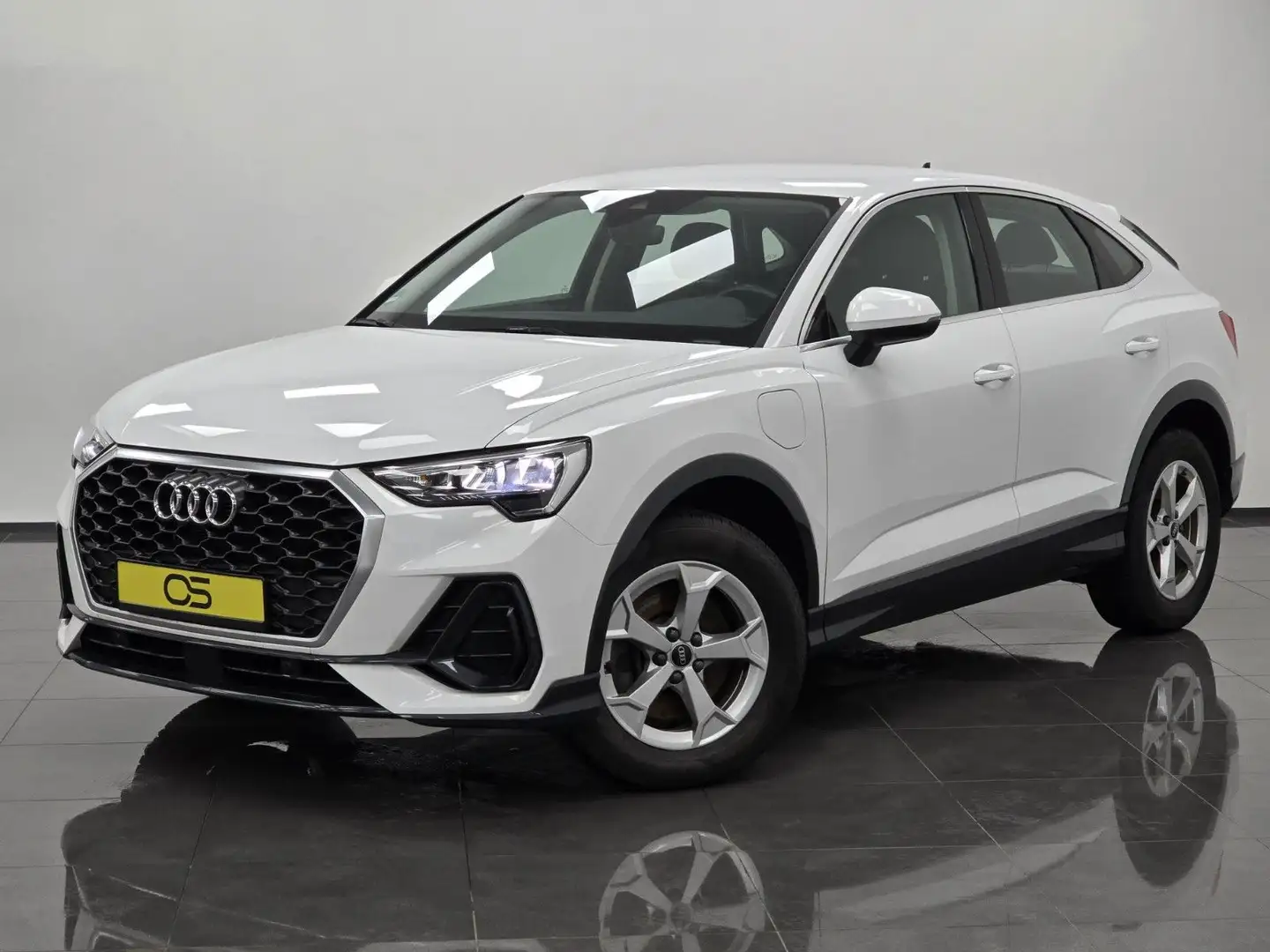 Audi Q3 Sportback 45 TFSIe S-Line  *Garantie* Weiß - 2