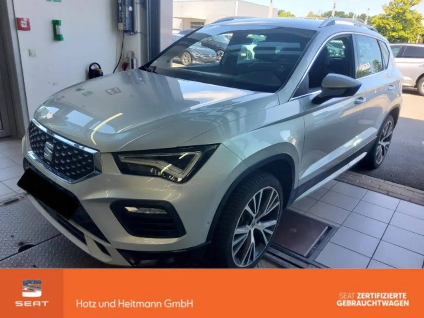 SEAT Ateca 2.0 TDI DSG Xperience Standhzg/AHK Silber - 1