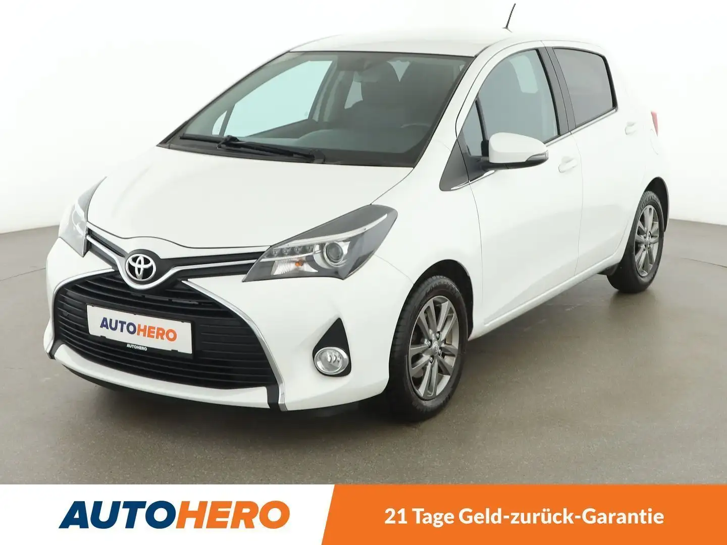 Toyota Yaris 1.0 VVT-i Active *CAM*KLIMA*BT*ALU* Weiß - 1