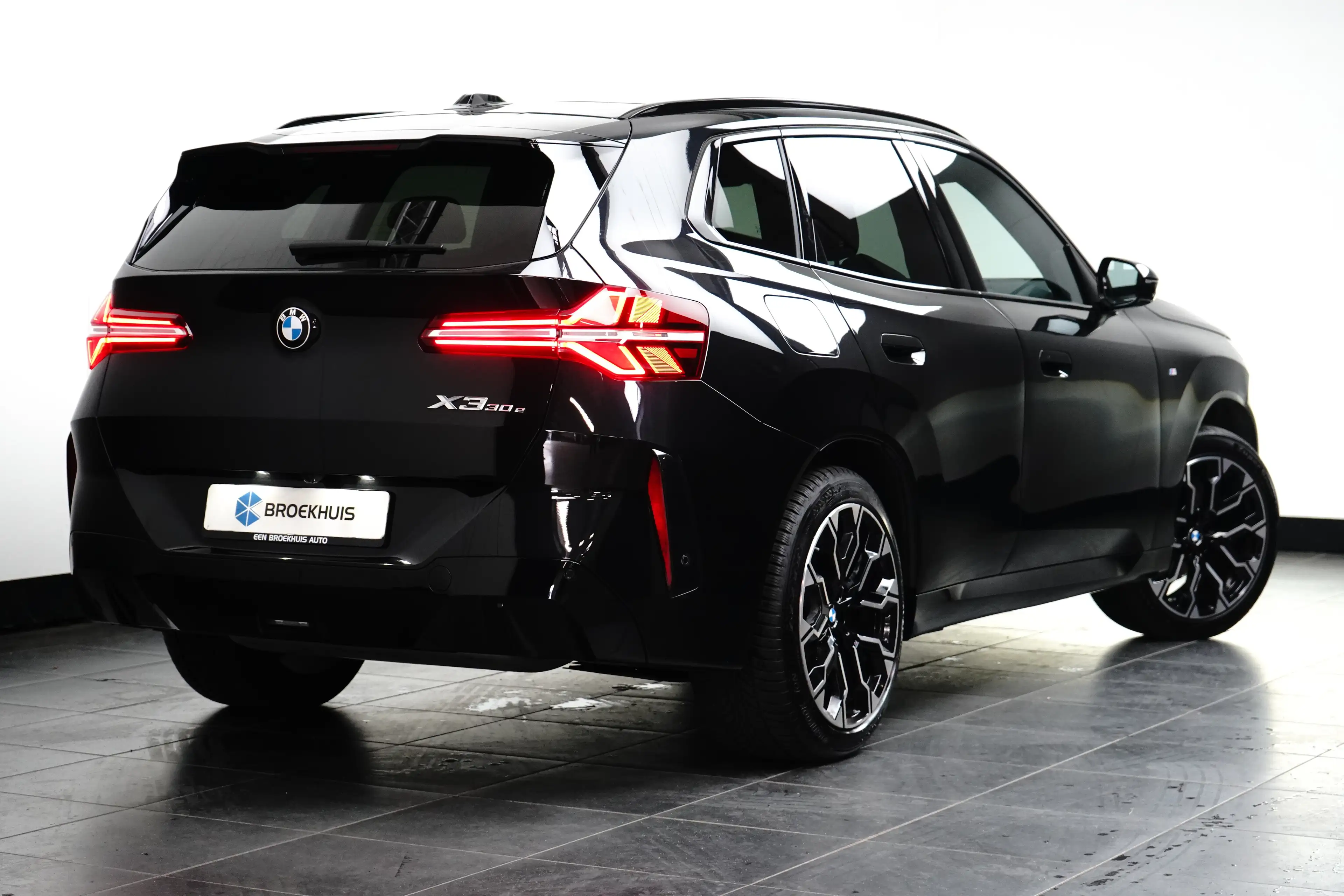BMW X3 30e xDrive M-Sport | Harman & Kardon | Head-up | 3 — photo 2