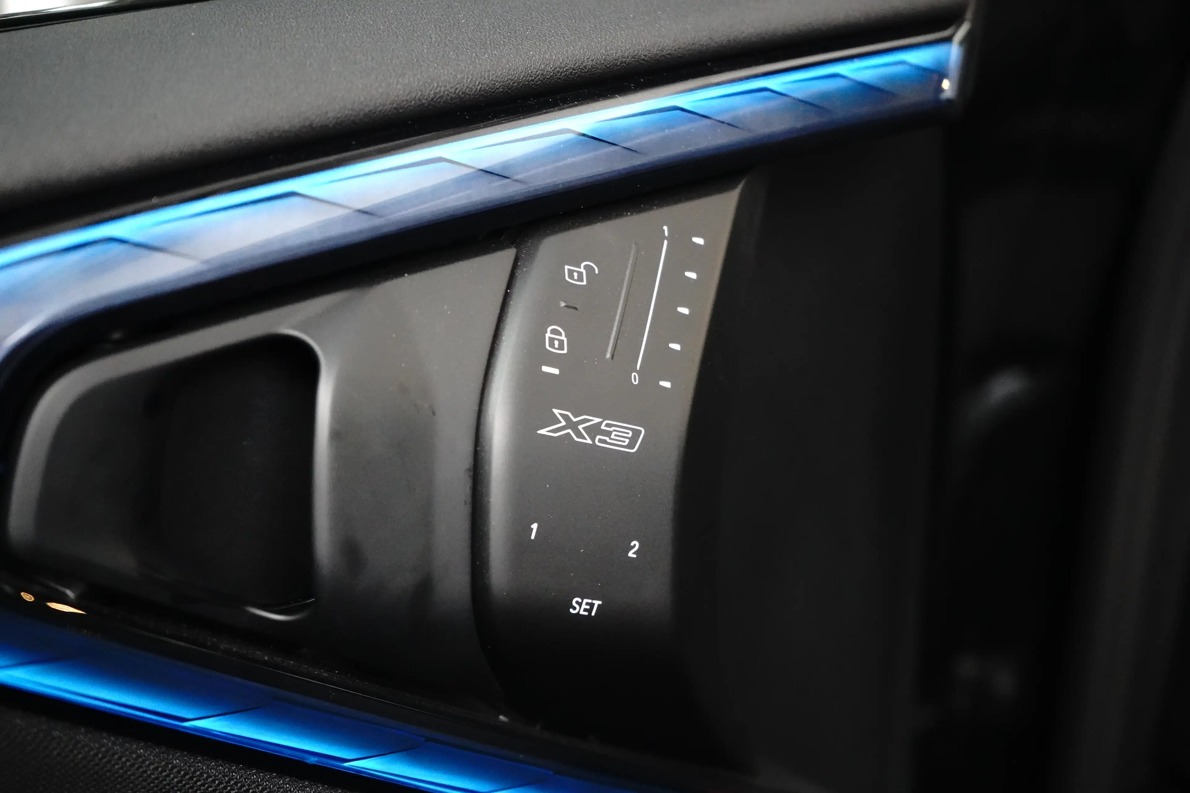 BMW X3 30e xDrive M-Sport | Harman & Kardon | Head-up | 3 — photo 26