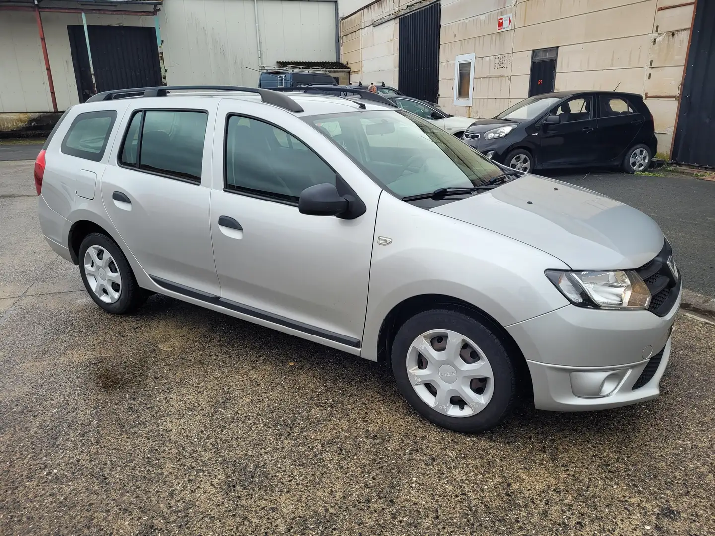 Dacia Logan Logan MCV 1.2i Szürke - 2