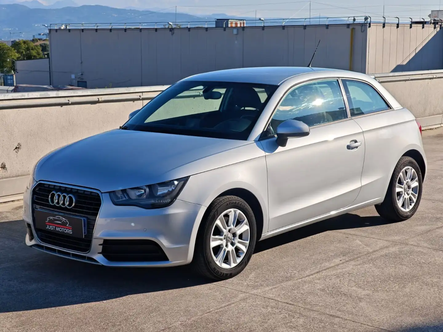 Audi A1 A1 1.4 TFSI S tronic Ambition Silber - 1