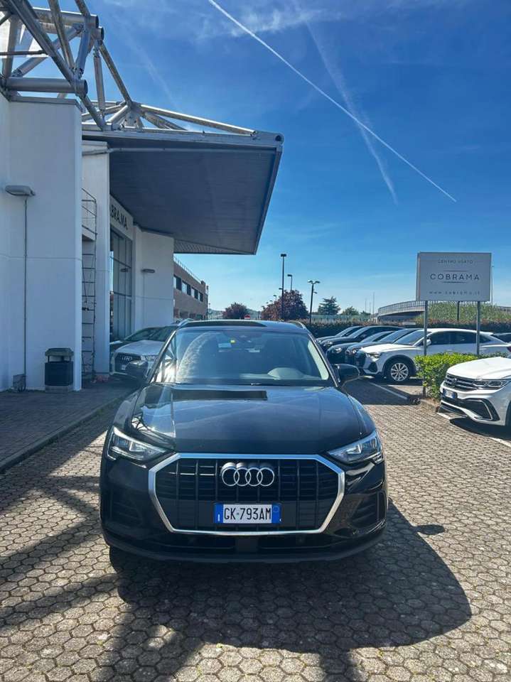 Audi Q3 35 TDI S tronic Business