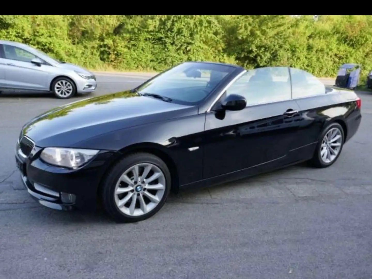 BMW 325 325d Coupe Aut. Schwarz - 1