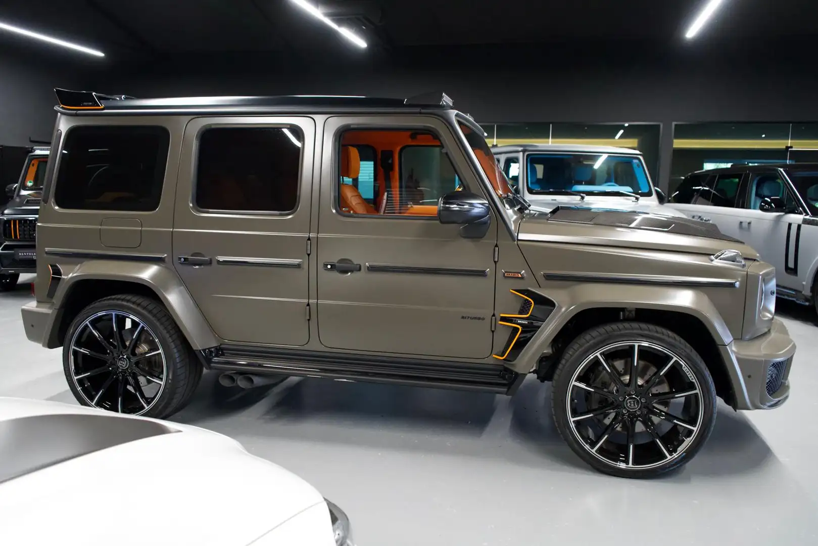 Mercedes-Benz G 63 AMG G700 BRABUS*HERMES ORANGE*CARBON*WIDESTAR ETC. - 2