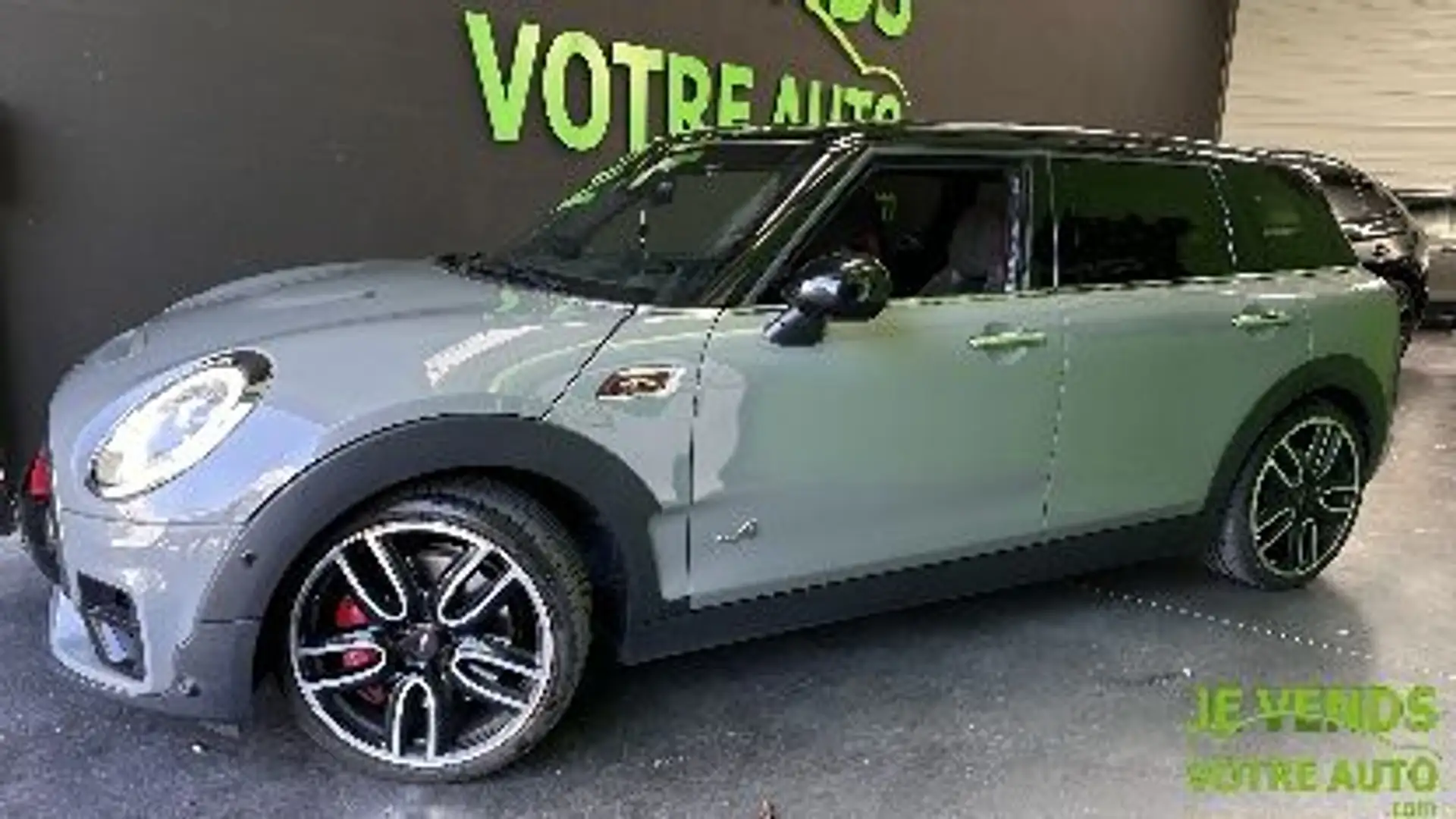 MINI One 3 (F54) Clubman JCW 2.0 i 16V ALL4 231 cv Boîte auto Grau - 2