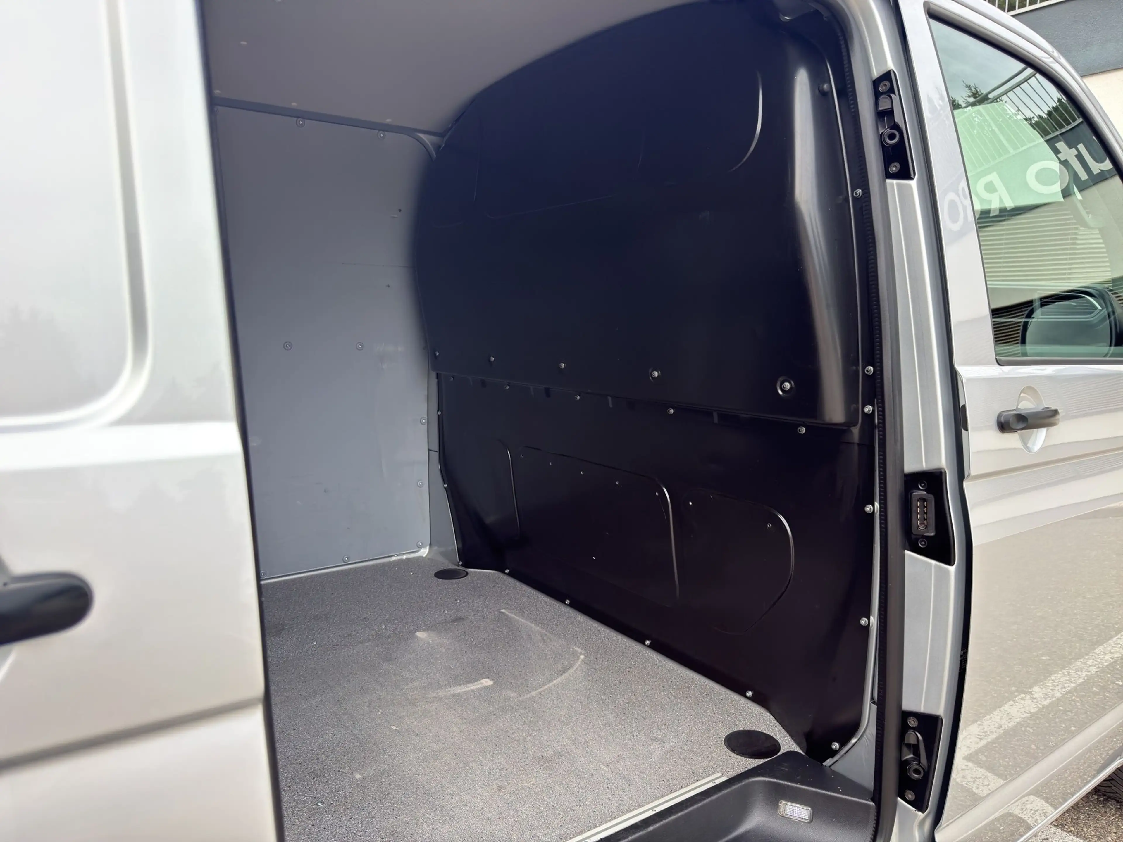 Volkswagen T6.1 Transporter 2.0 TDI Kasten KR DSG Navi/STH/Kamera/ACC-Tempomat — photo 30