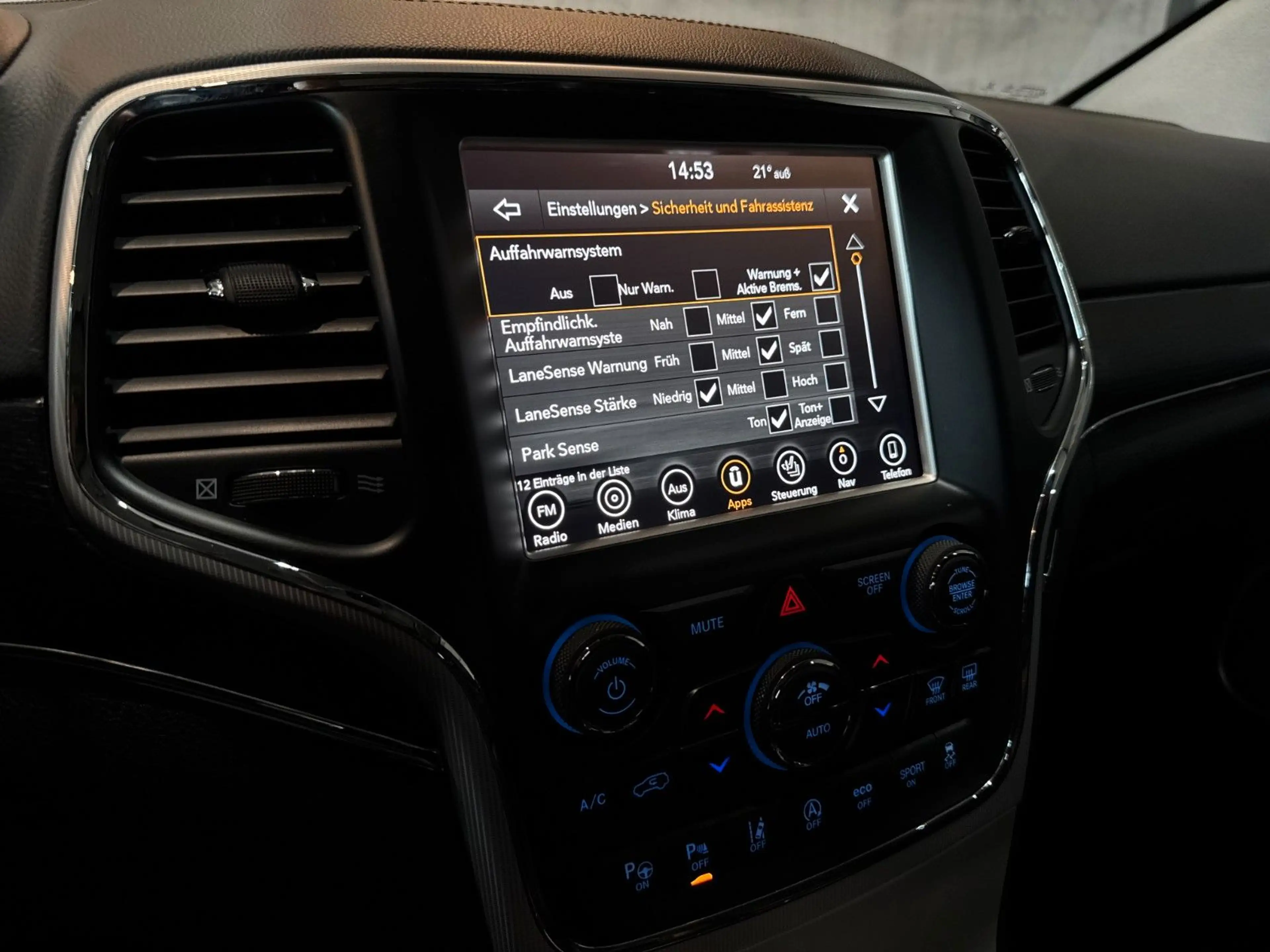 Jeep Grand Cherokee Grand/Cherokee/3.0/CRD/Summit/PANO/LED/ — photo 12