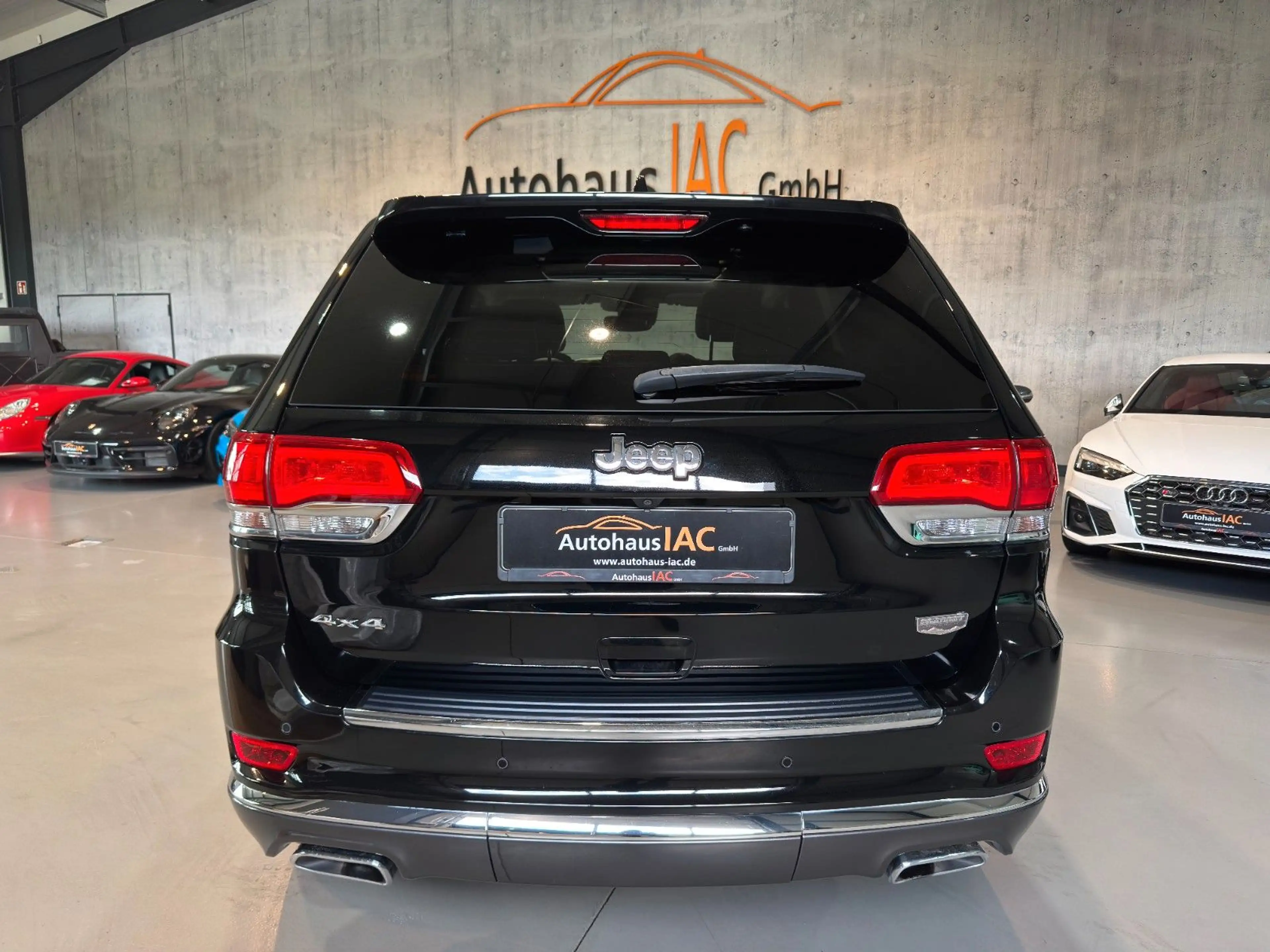 Jeep Grand Cherokee Grand/Cherokee/3.0/CRD/Summit/PANO/LED/ — photo 3