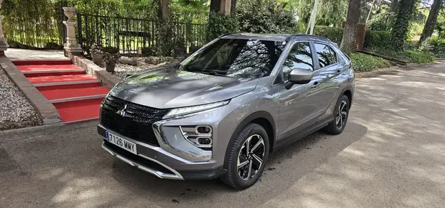 Mitsubishi Eclipse Cross PHEV Kaiteki 4WD