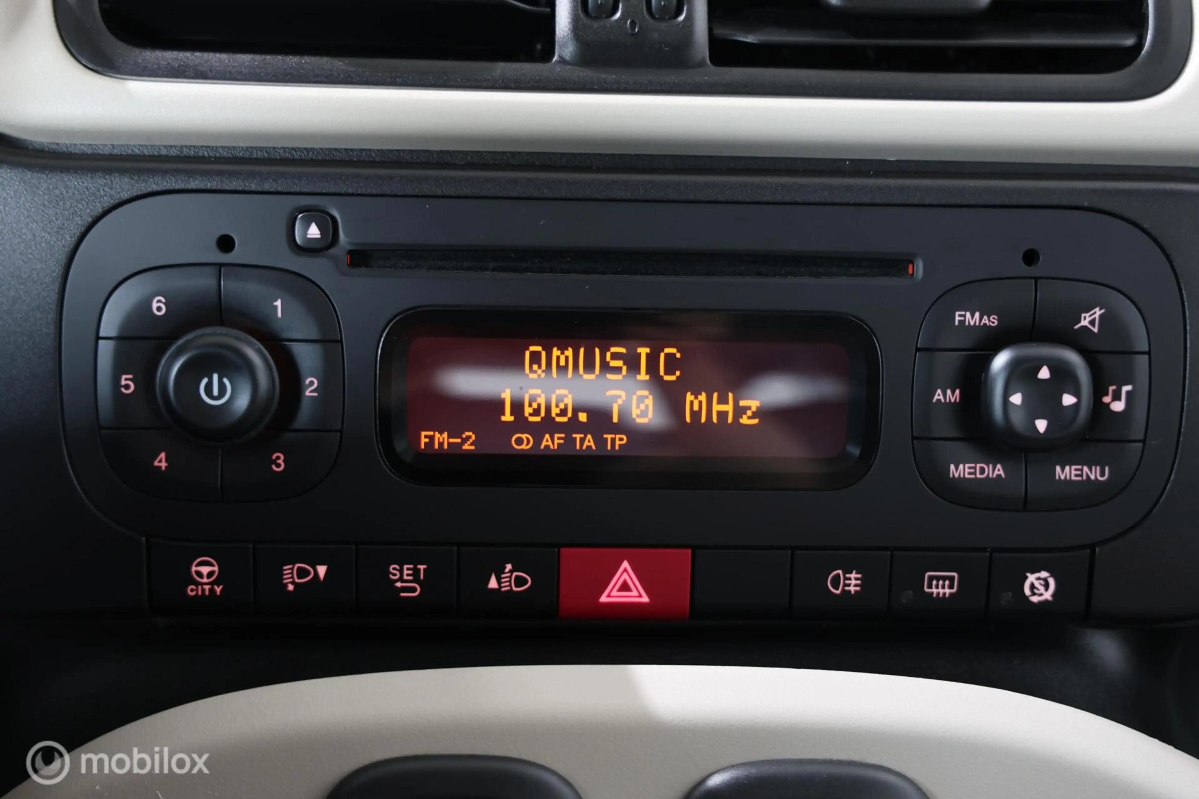 Fiat Panda 0.9 TwinAir Lounge - Airco - Parkeersensor achter — photo 16
