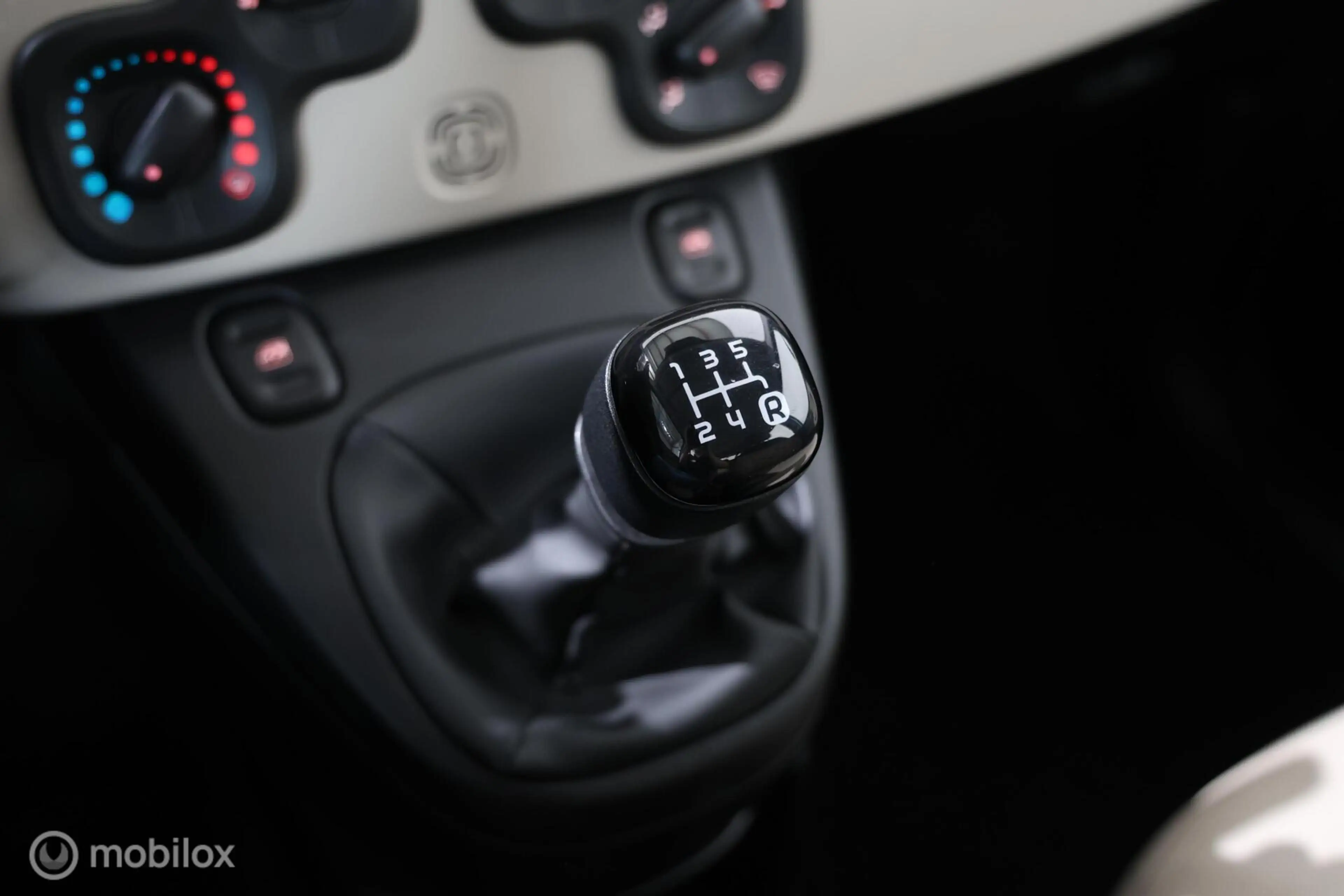 Fiat Panda 0.9 TwinAir Lounge - Airco - Parkeersensor achter — photo 18