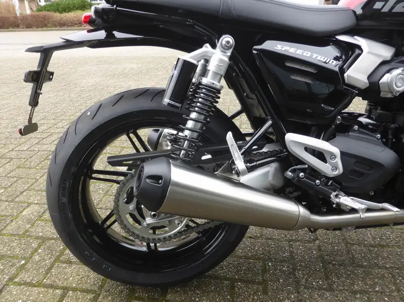 Triumph Speed Twin - foto 4