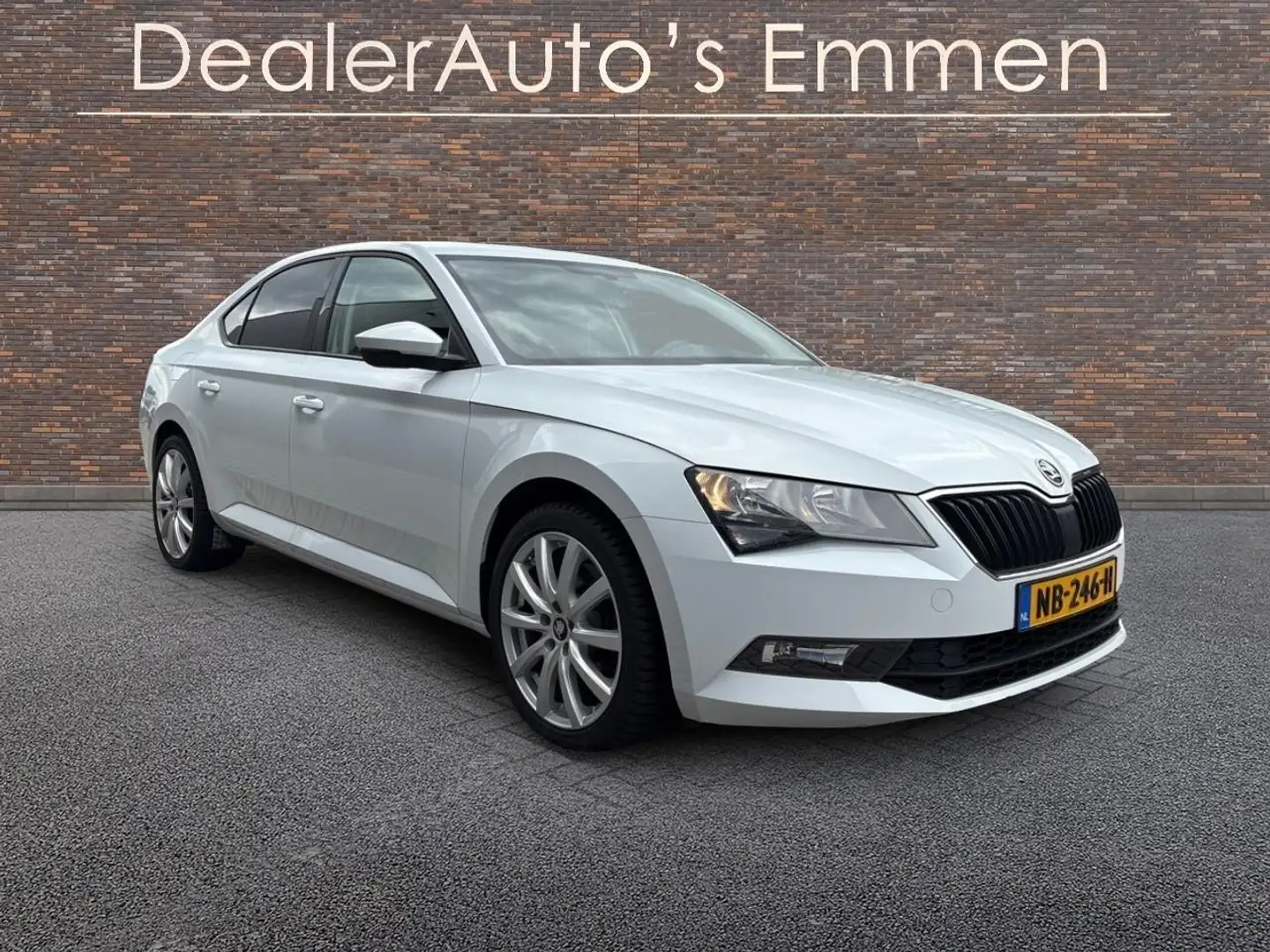 Skoda Superb 1.4 TSI ECC LM VELGEN NAVIGATIE CRUISE Blanc - 1