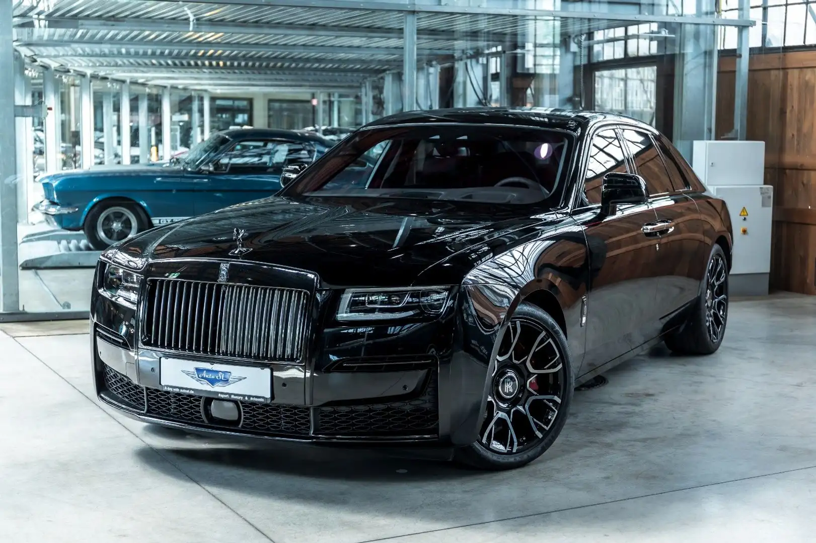 Rolls-Royce Ghost Black Badge Shooting Star  SWB Чорний - 1