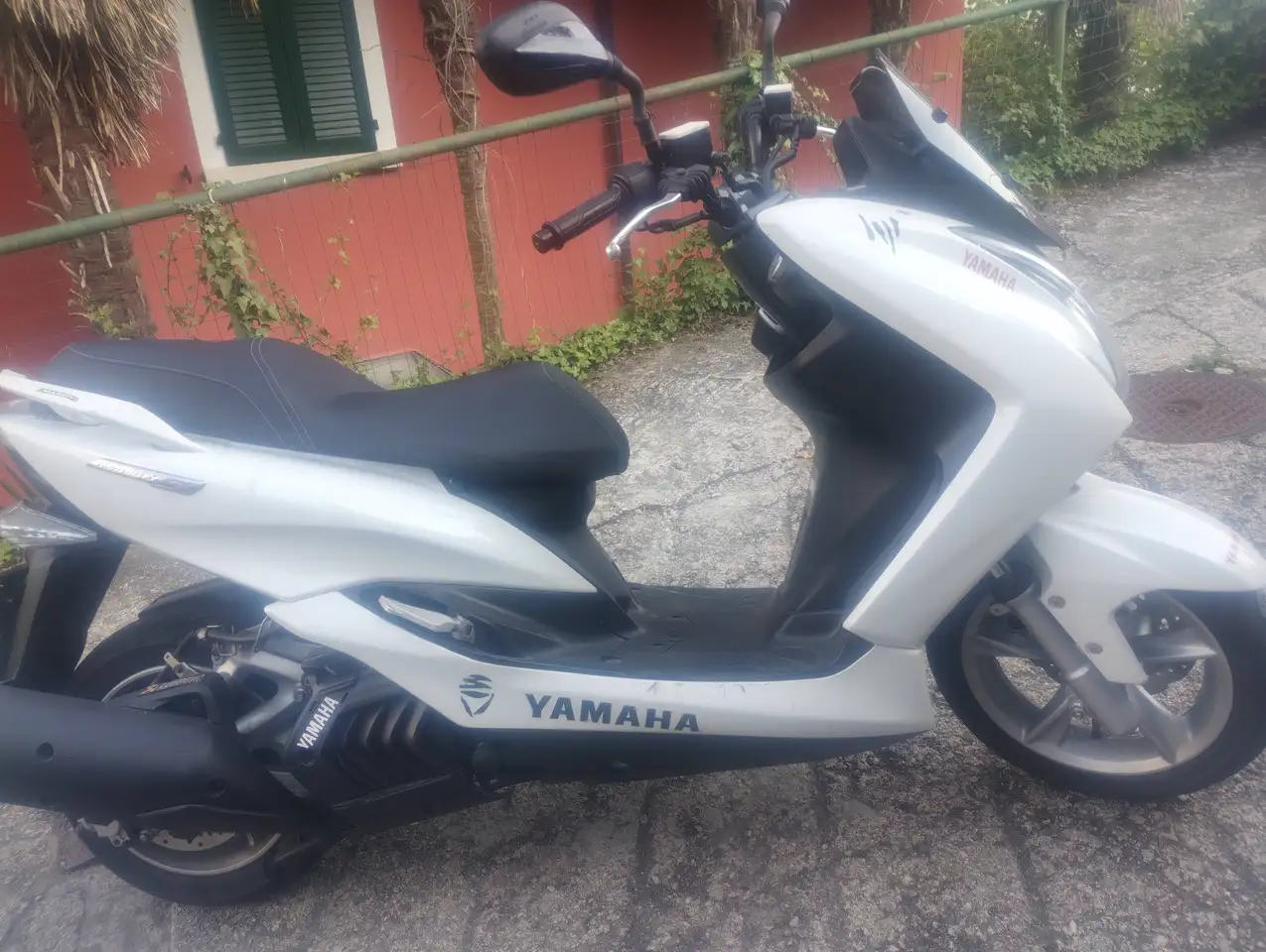 Yamaha Majesty 125