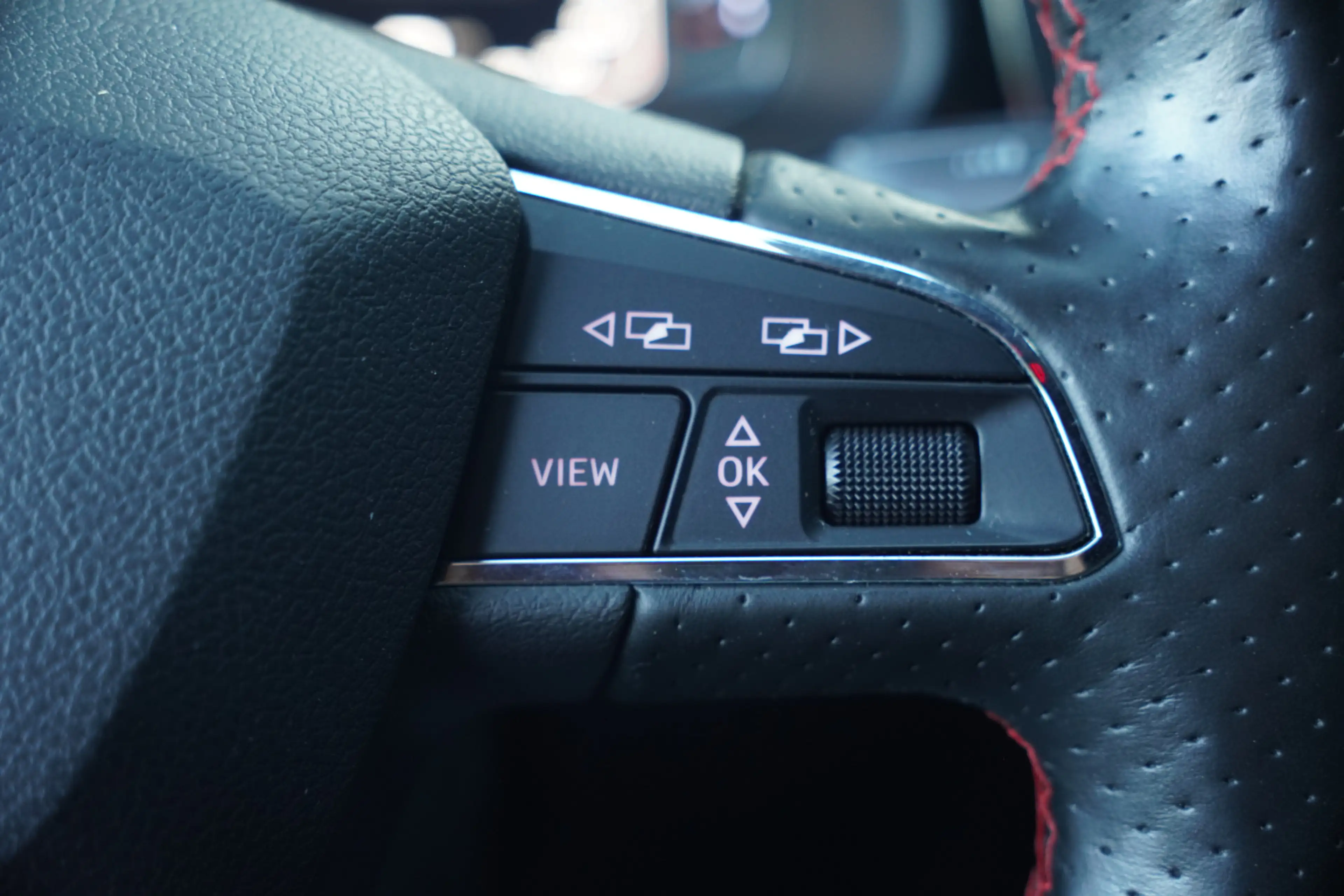 SEAT Leon 2.0 TSI FR Business Intense - 190 PK - VIRT. COCKP — photo 19
