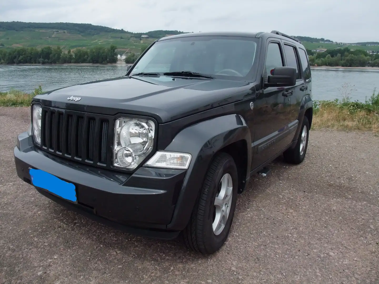 Jeep Liberty KK, 3,7V6, Sports Utility, 4wd Schwarz - 2