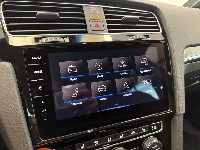 Volkswagen Golf view 11