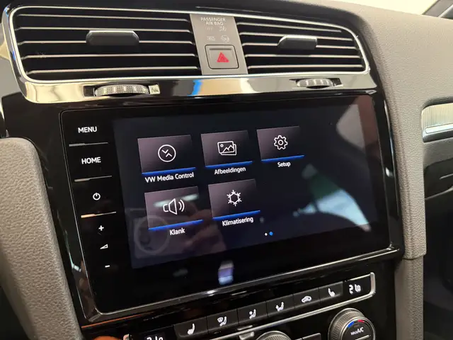 Volkswagen Golf view 14