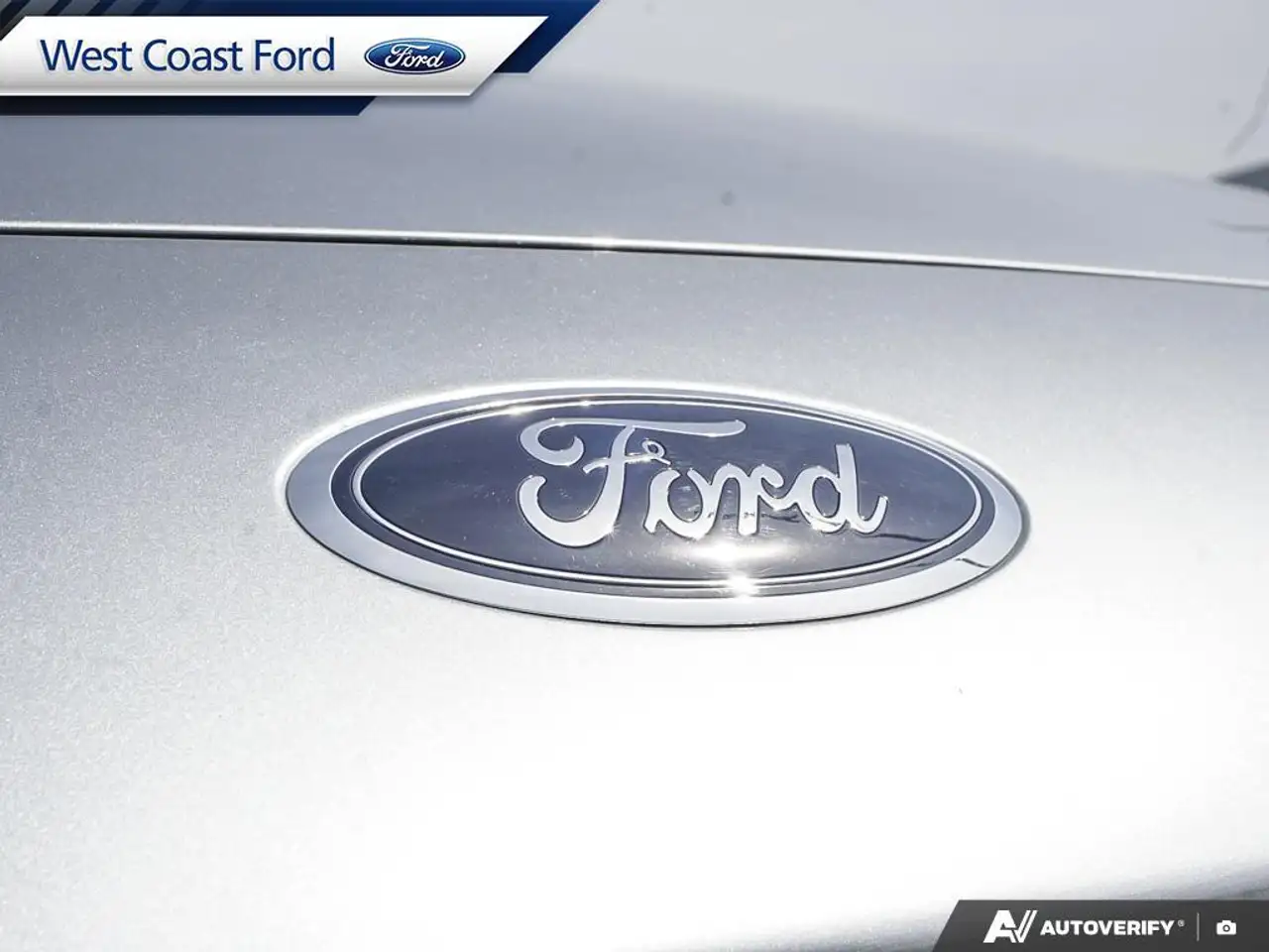 Ford Escape снимка Ford Escape