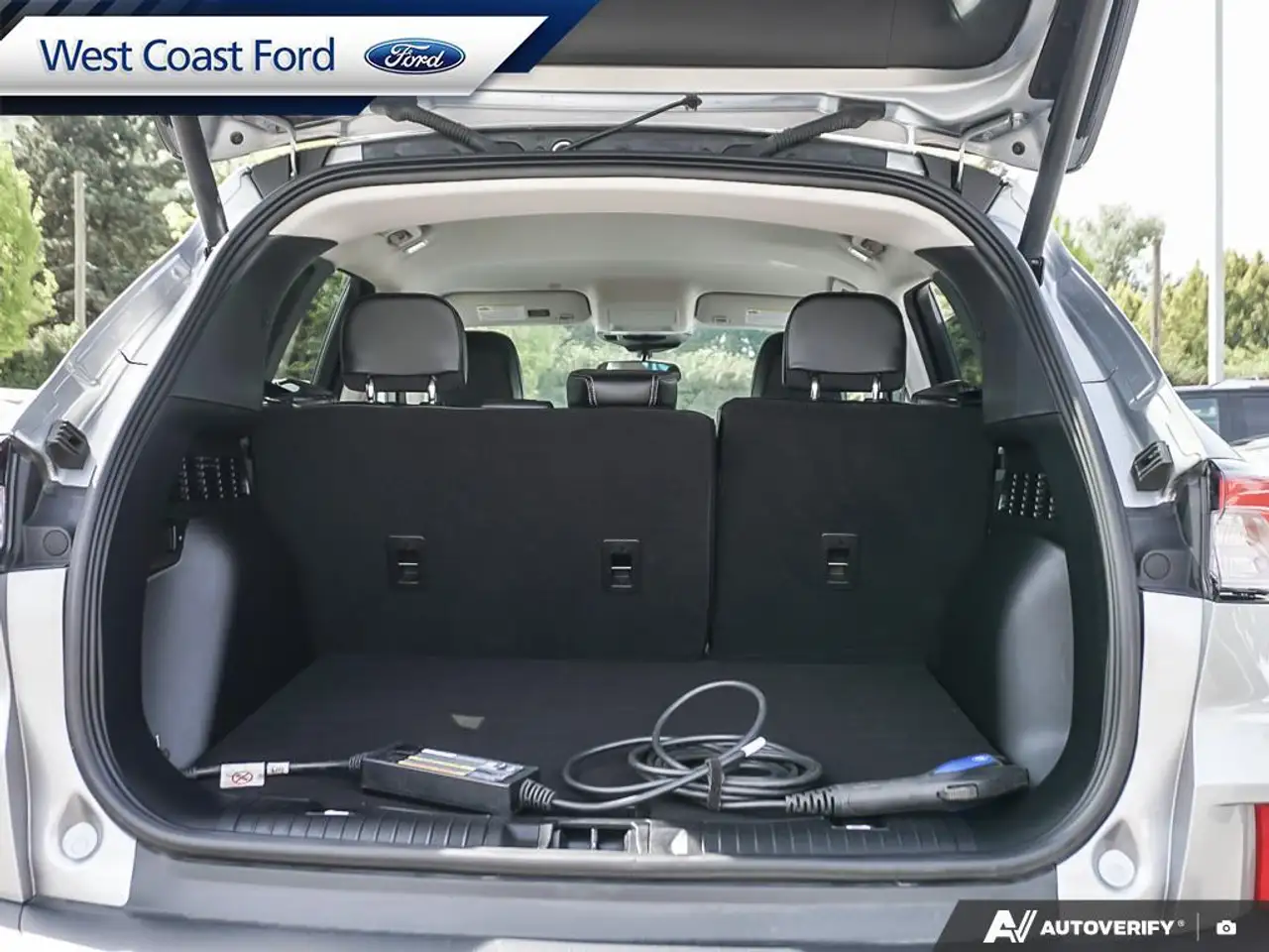 Ford Escape снимка Ford Escape
