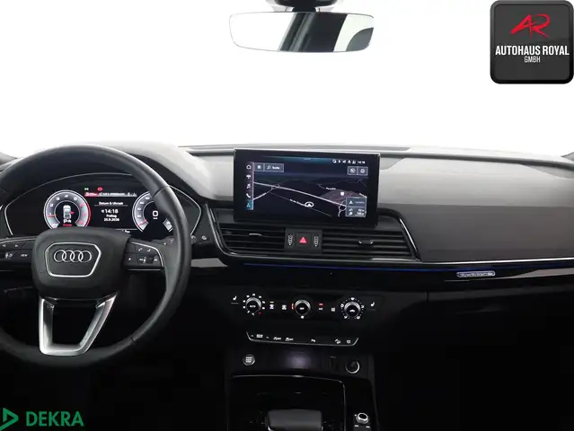 Audi Q5 view 9