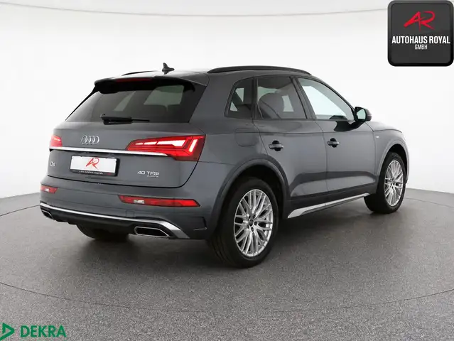 Audi Q5 view 5