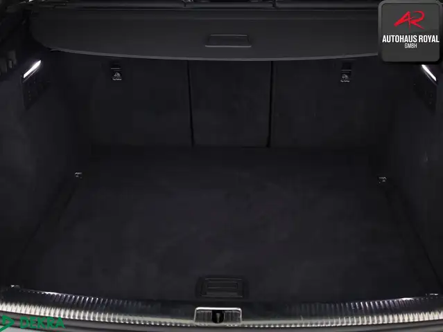 Audi Q5 view 13
